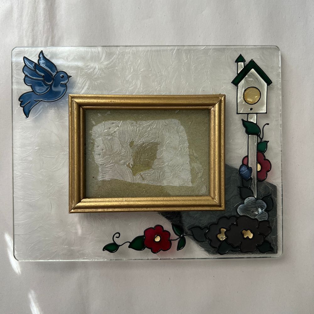 Decorative Glass Photo Frame with Bird & Floral Design, Gold-Trimmed, 4x6 inches
